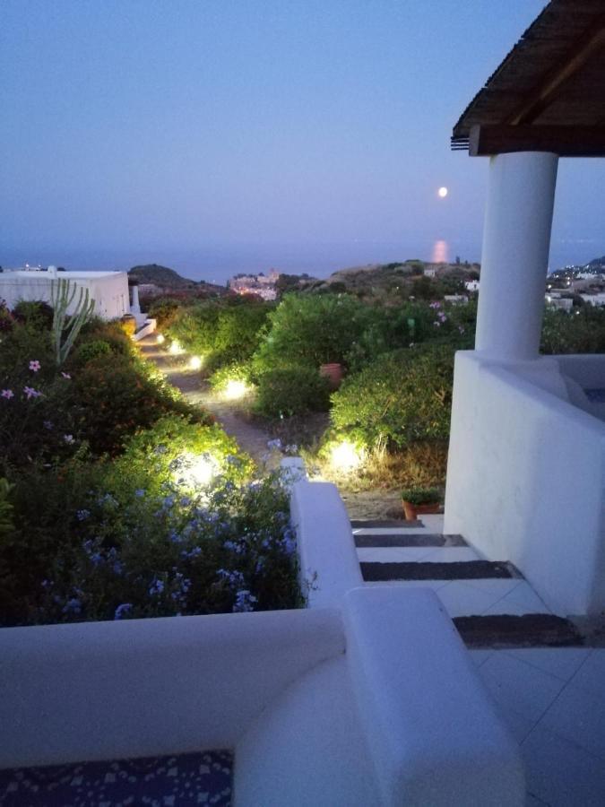 Villa Casa Mariva à Lipari  Extérieur photo